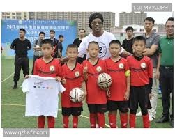 皇马内部讨论收购赫伊森！埃基蒂克是曼联球迷！切尔西超市将开张