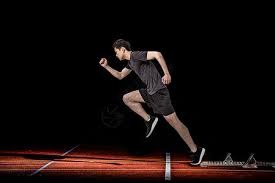 记者：达米安将伤缺三周左右，奥古斯托无法出战那不勒斯